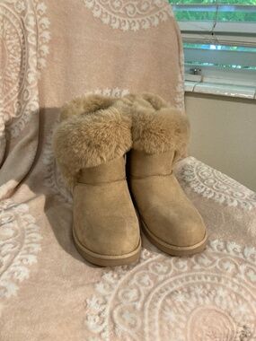 Juicy Couture Kiva Fur Boots